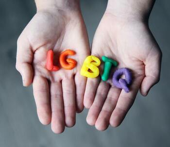 Cosa significa la sigla LGBTQ+?