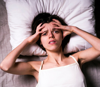 7 Sintomi di un attacco di panico notturno: come affrontarlo?