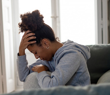 11 Antidepressivi naturali che possono alleviare alcuni dei sintomi della depressione