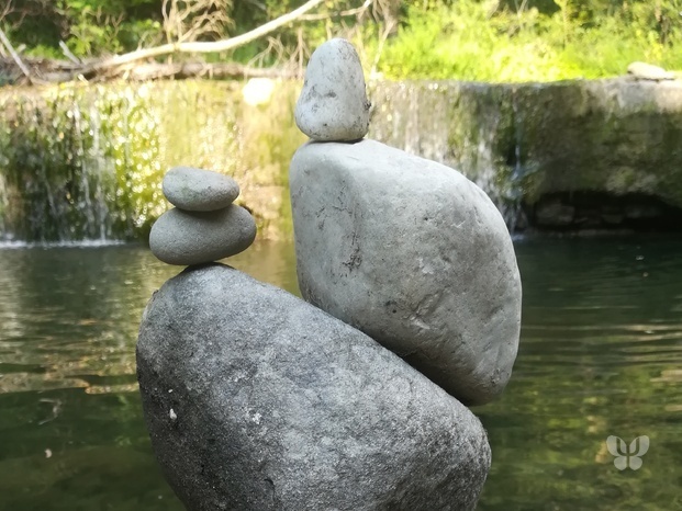 Stone balancing relax