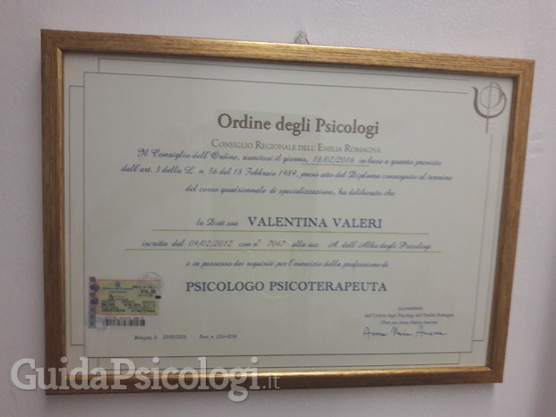 Iscritta regolarmente all'Ordine Psicologi dell'Emilia Romagna  dal 2012